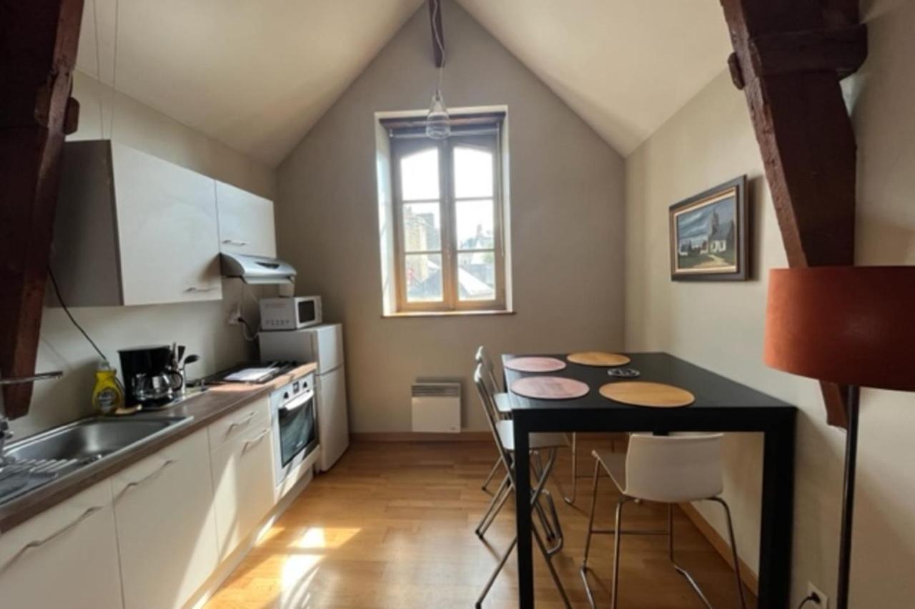 Comfortable Apartment Near The Heart Of Vannes Extérieur photo